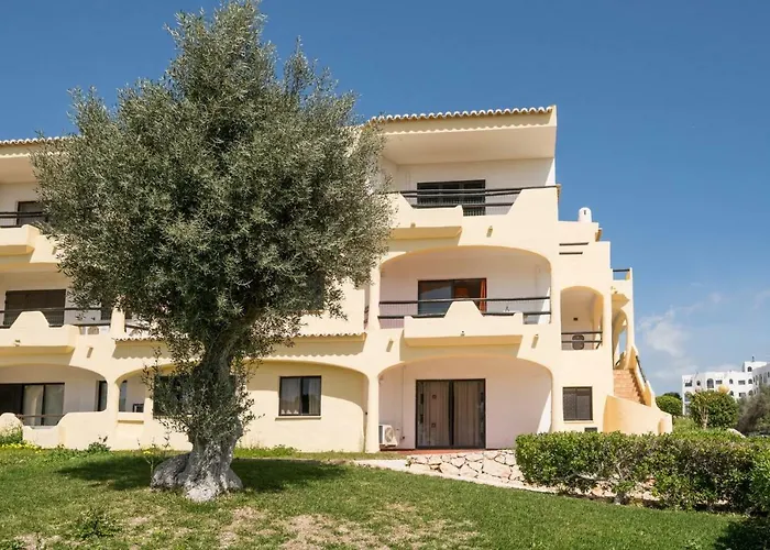 H10-104 Clube Brisamar *